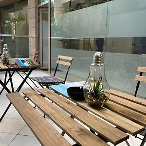 https://marelis-sea-hostel.goldensandshotels.net